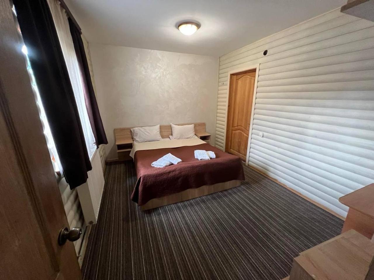 Sadyba Magnat Hotel Dilyatyn Eksteriør bilde